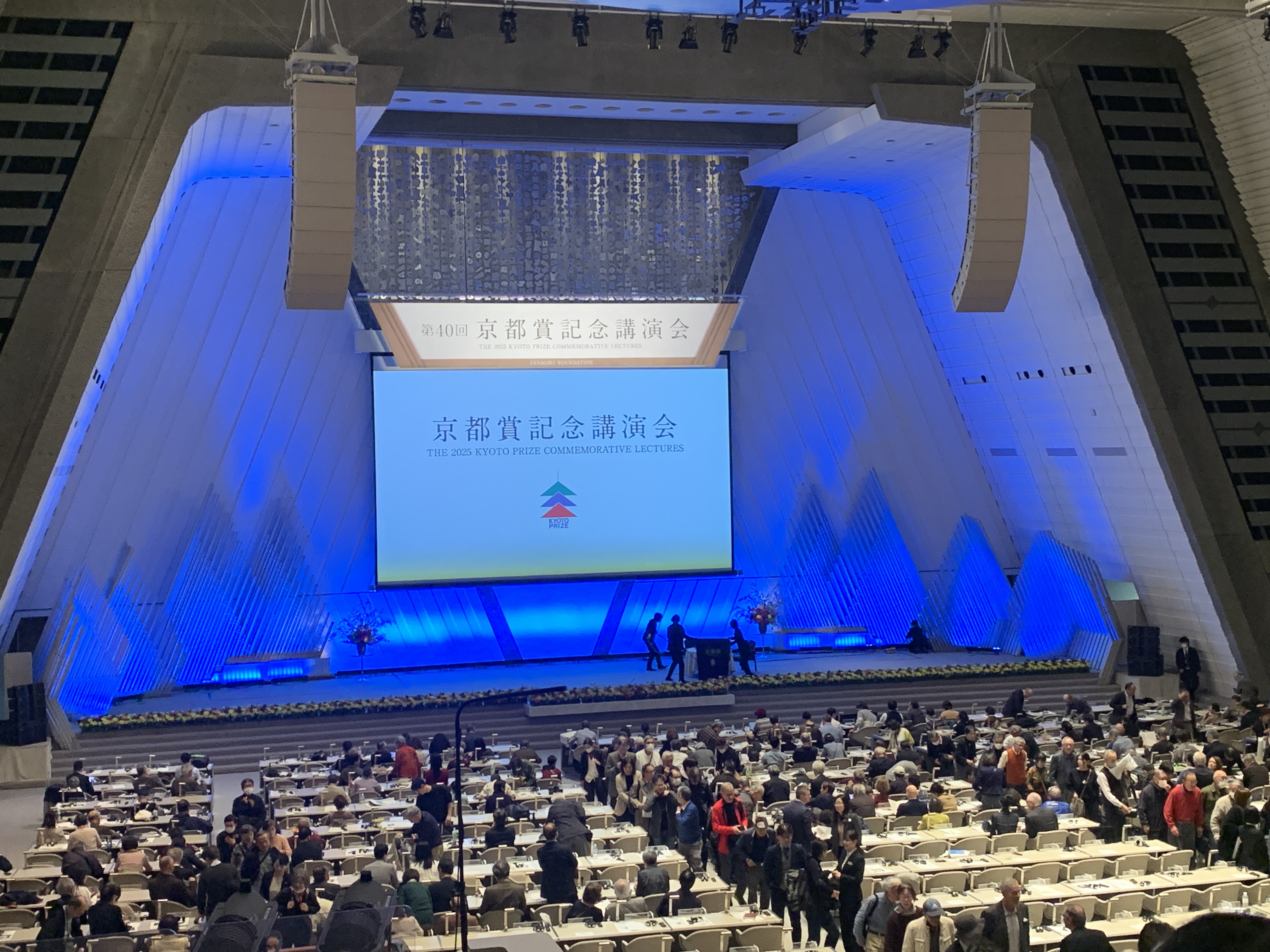 20251111_055204739_iOS